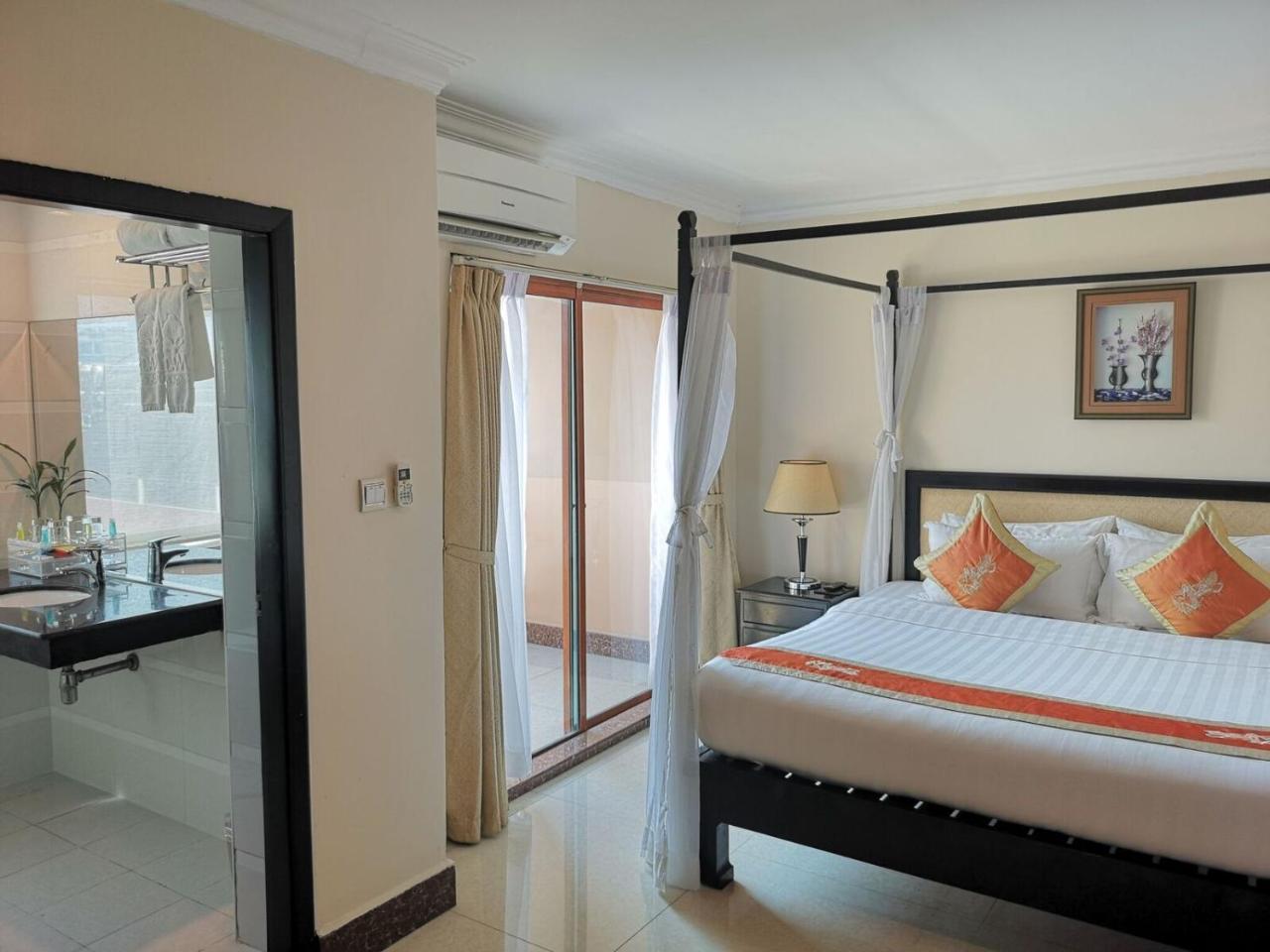 פנום פן Cardamom Hotel & Apartment מראה חיצוני תמונה